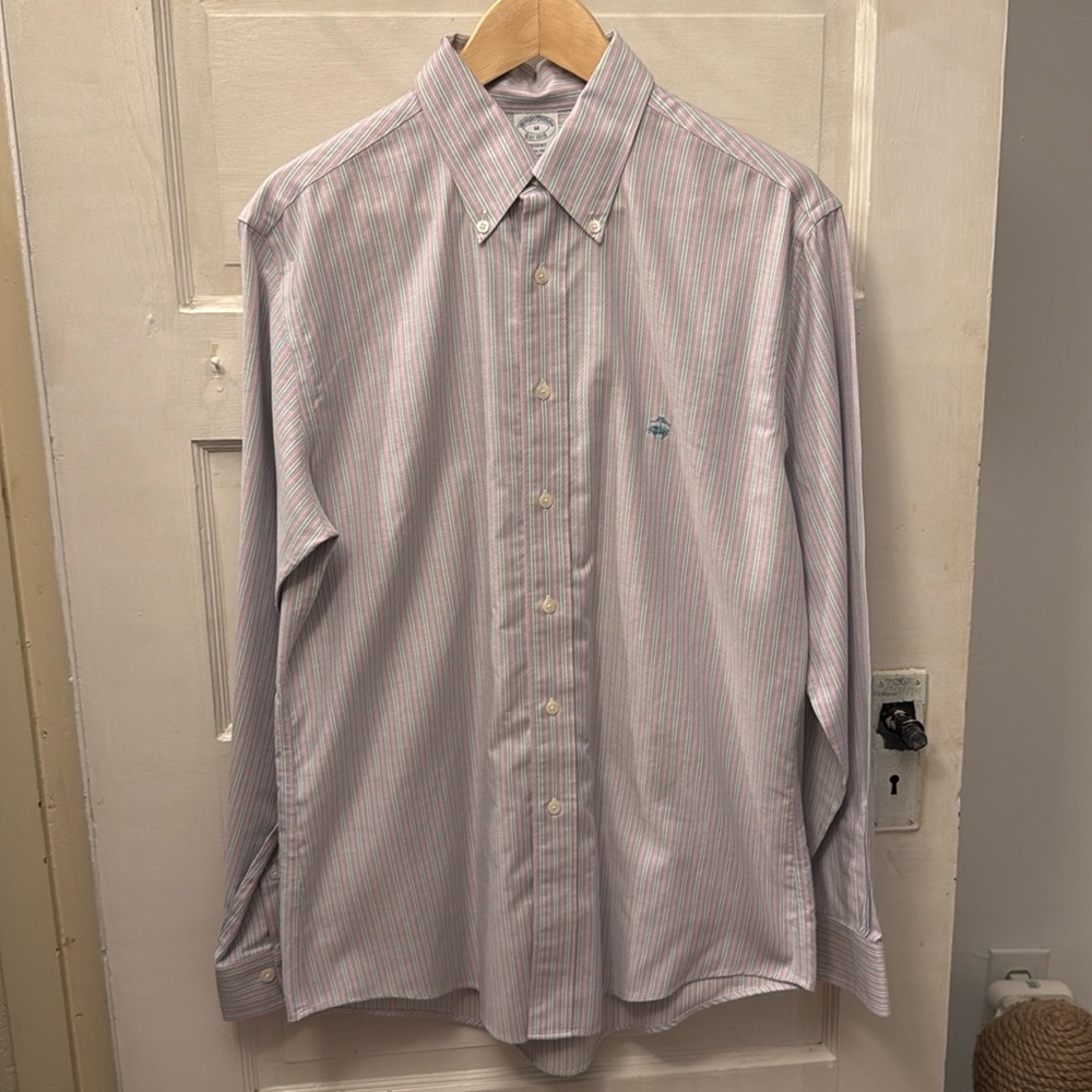 Brooks Brothers Regent Fit Non-Iron Dress Shirt Medium Purple